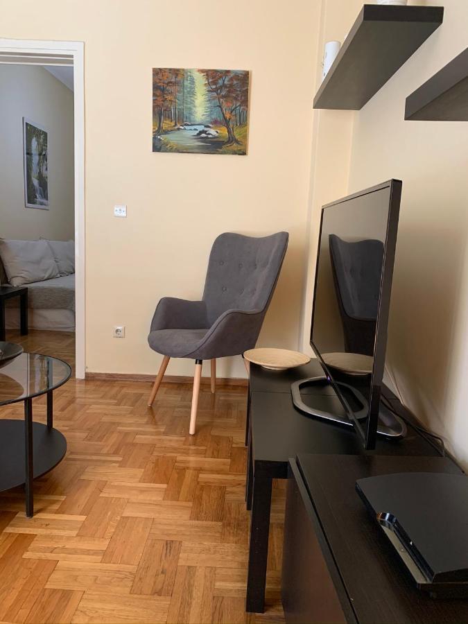 Renovated Cozy Near To Acropolis Apartment Athens