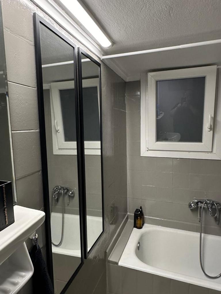 Renovated Cozy Near To Acropolis